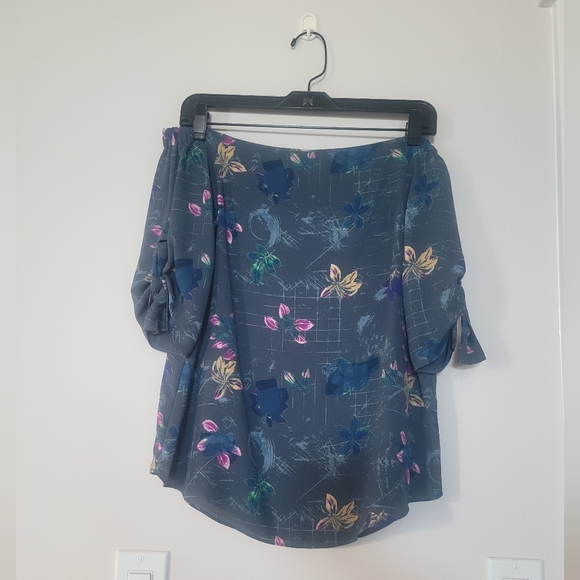 Babaton | Malik Blouse - Size XXS - Picture 11 of 16